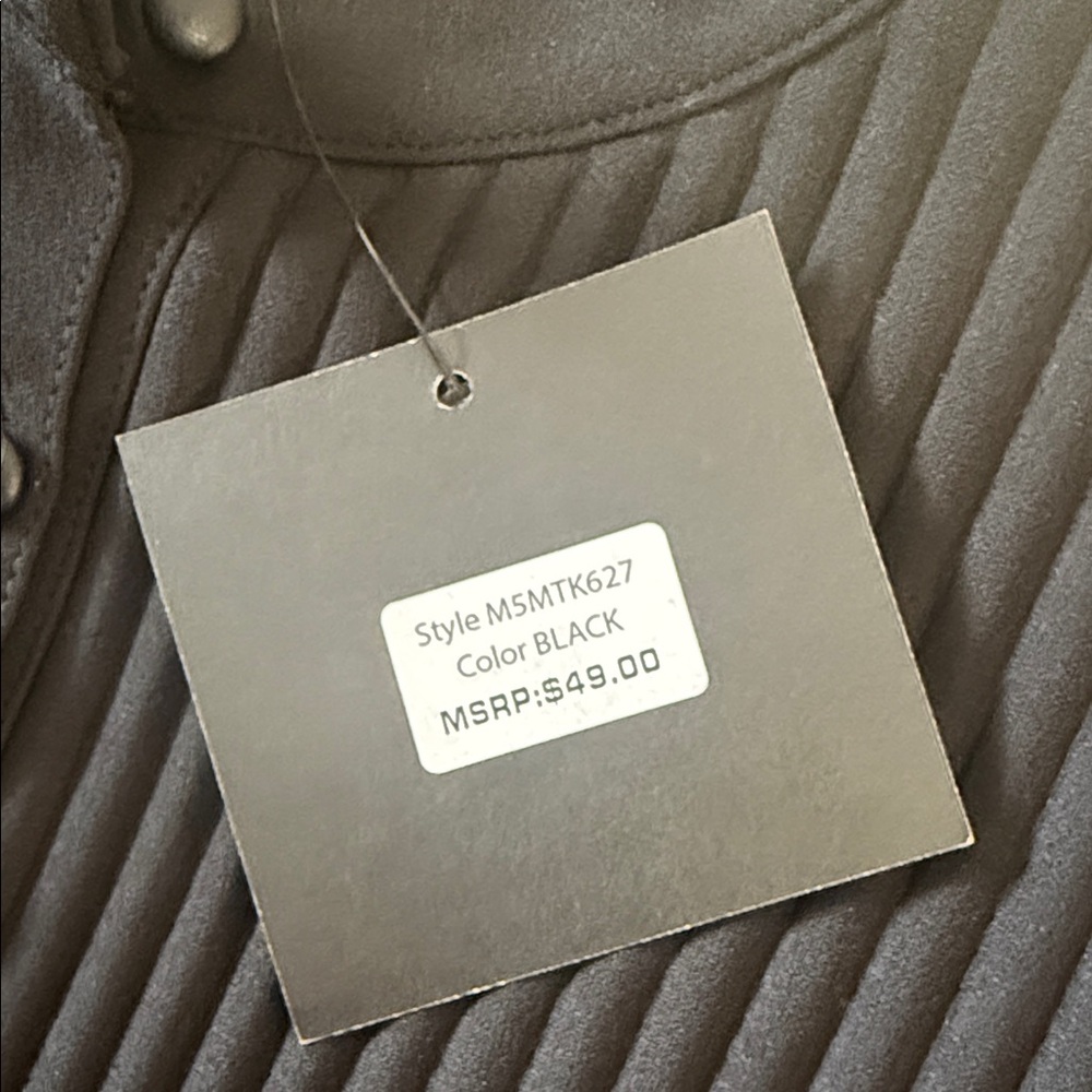 Marc New York Black Textured Puff Faux Leather Short 5-Button Top - Picture 13 of 13